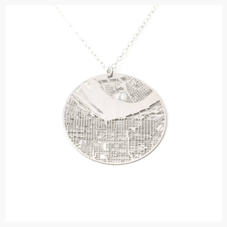Aminimal - Wholesale Pendant/Charm Necklace - Silver - Louisville0