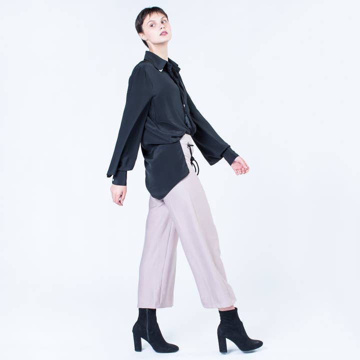 Black Tash Top for wholesale by HIIDE