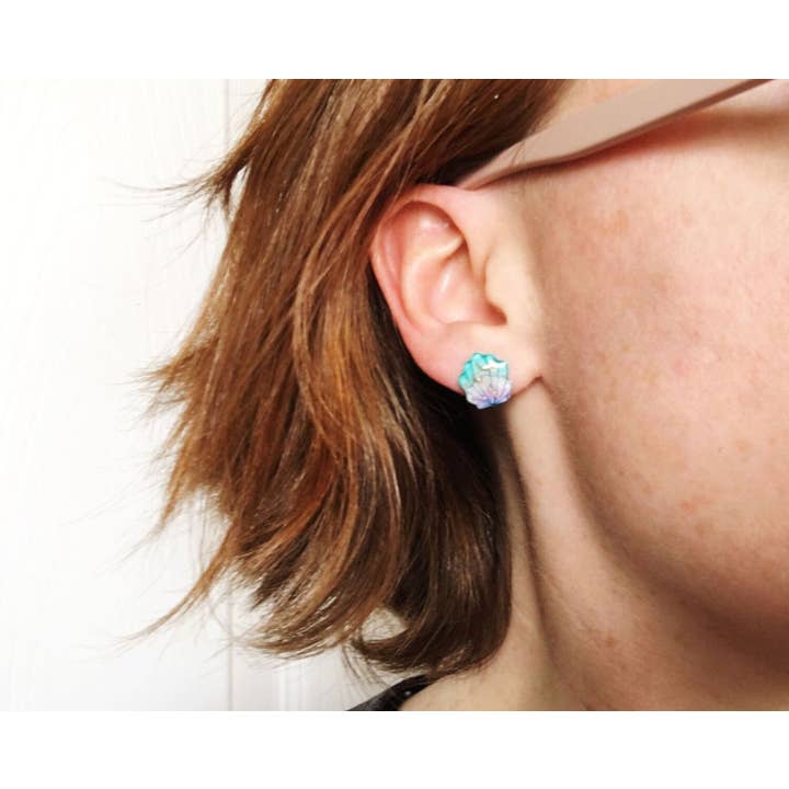 Poptone Co. - Wholesale Stud/post earrings - Mermaid Shell Stud Earrings with Gold Leaf5