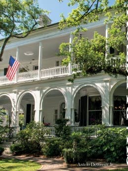 Charleston: A Keepsake for wholesale by Schiffer Publishing