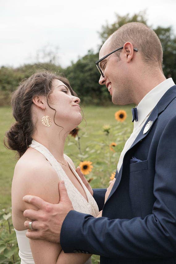 A Tea Leaf Jewelry – wholesale Dangle earrings – Monstera Deliciosa Leaf Earrings6