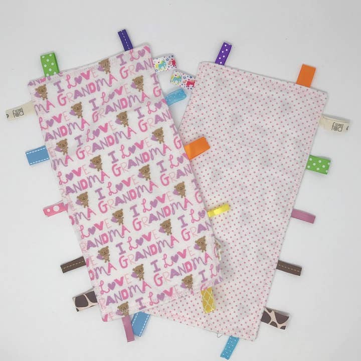 Tag Blanket - Love Grandma Girl for wholesale by Handcrafted FCD