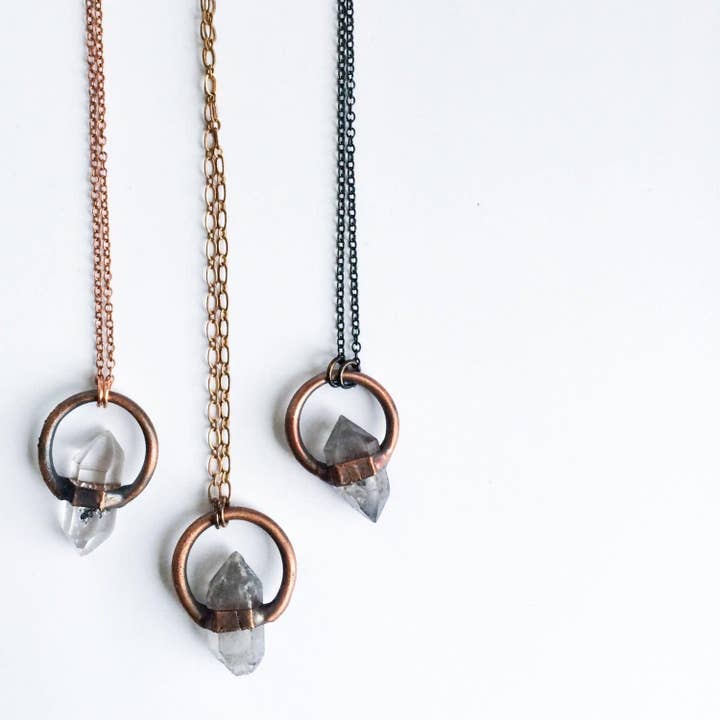 Colar de cristal de quartzo cru de antraxolita por atacado de HAWKHOUSE