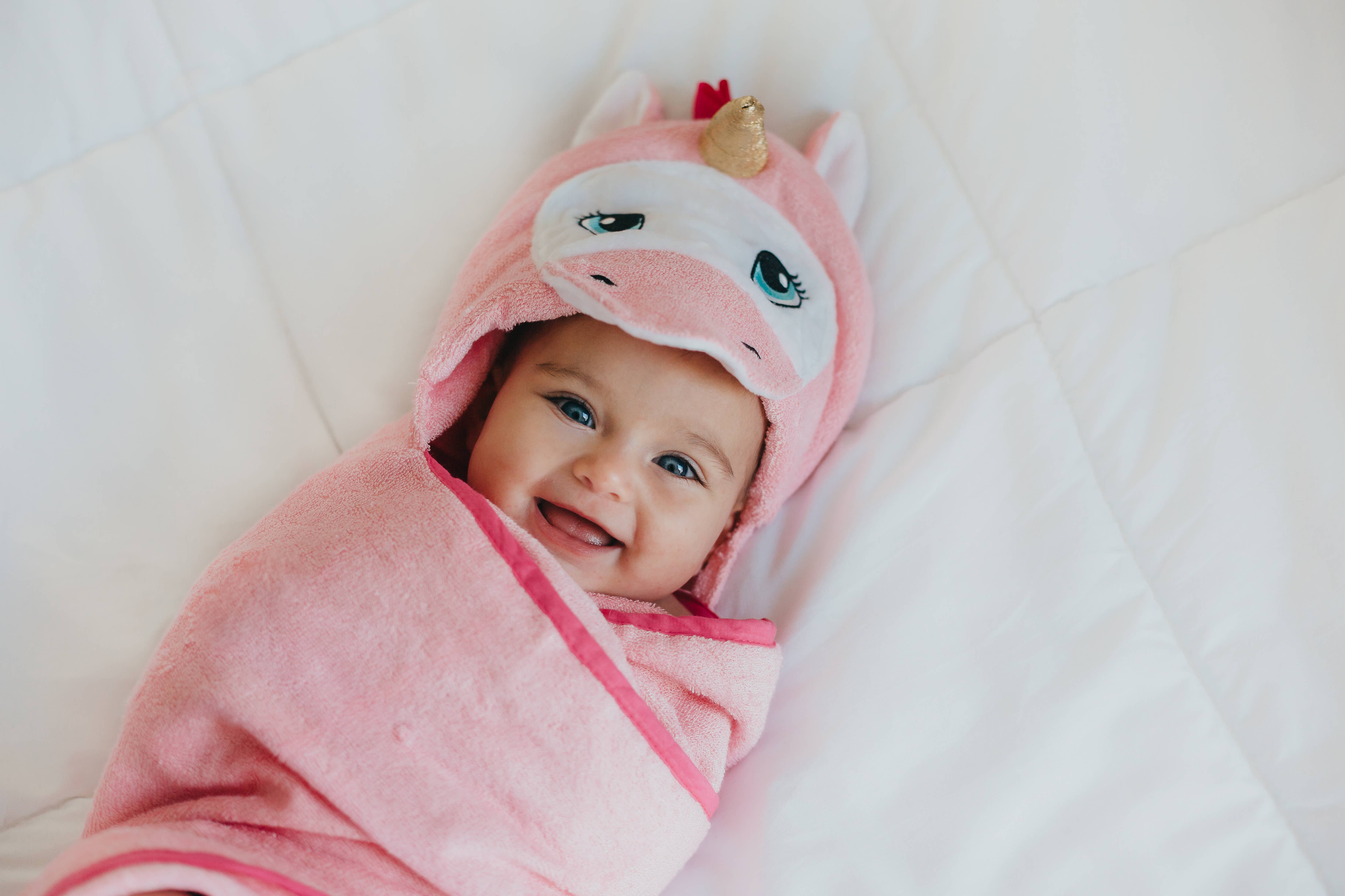 Kloud Bambu | Bamboo Towels & Blankets – Engroshandel Håndklæde med hætte - Børn og baby – Bambus Baby Hætteklædte Håndklæde - Pink Unicorn8
