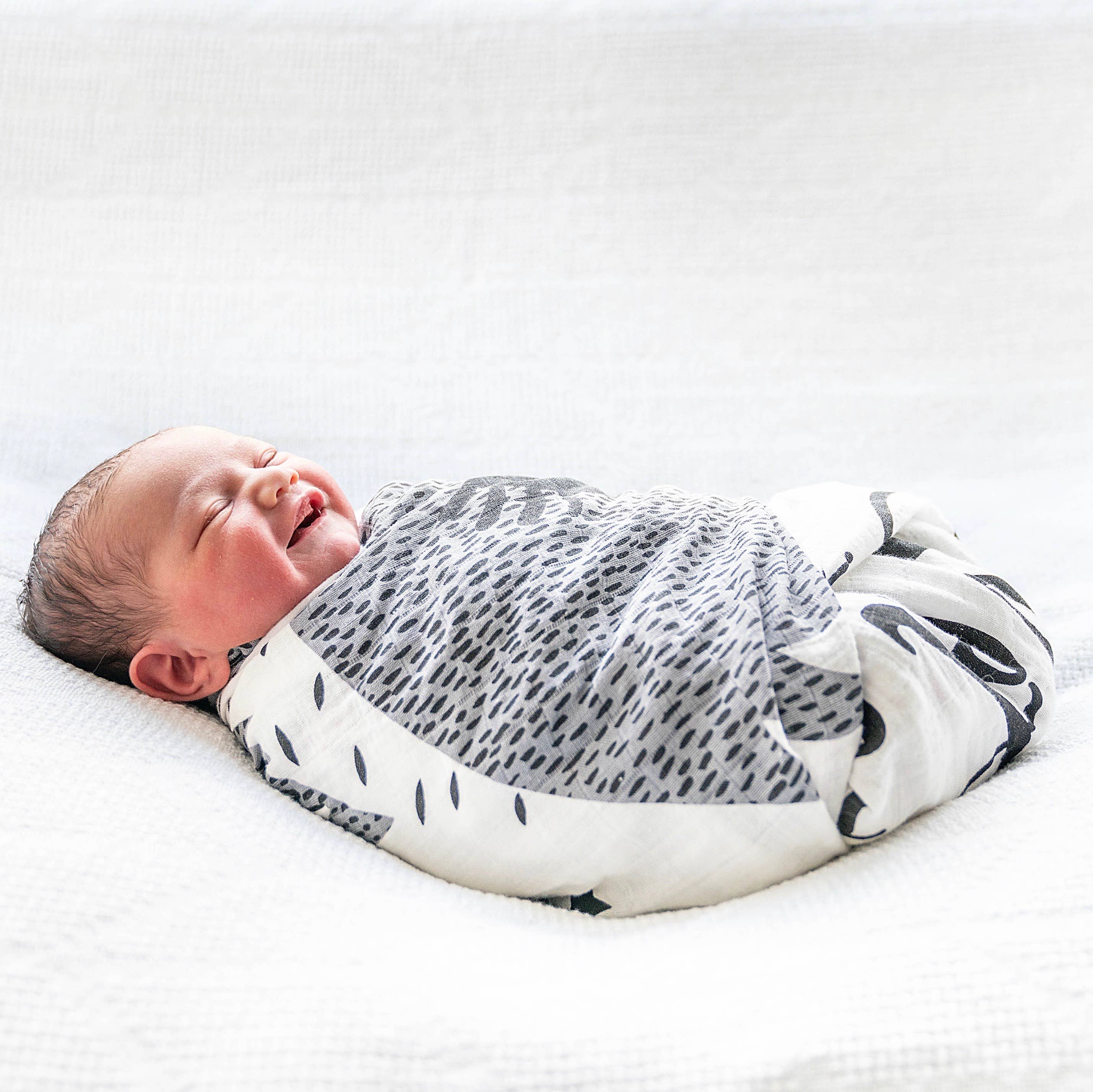 Lil Be - Wholesale Swaddle - Baby - Organic Swaddle Adventure Begin6