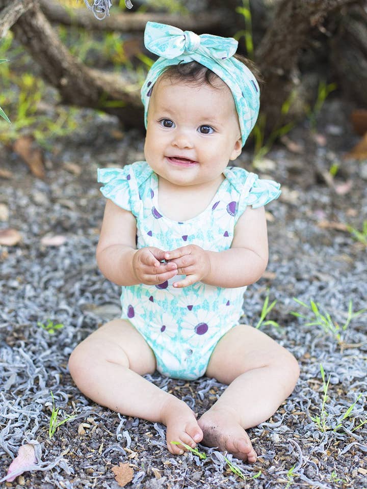 Combinaison Fleur Sauvages pour la vente par Kapri Couture Bohemian