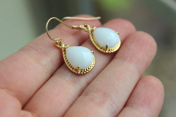 Laalee Jewelry - Vente Boucles d'oreilles pendantes - Boucles d'oreilles opale en or blanc1