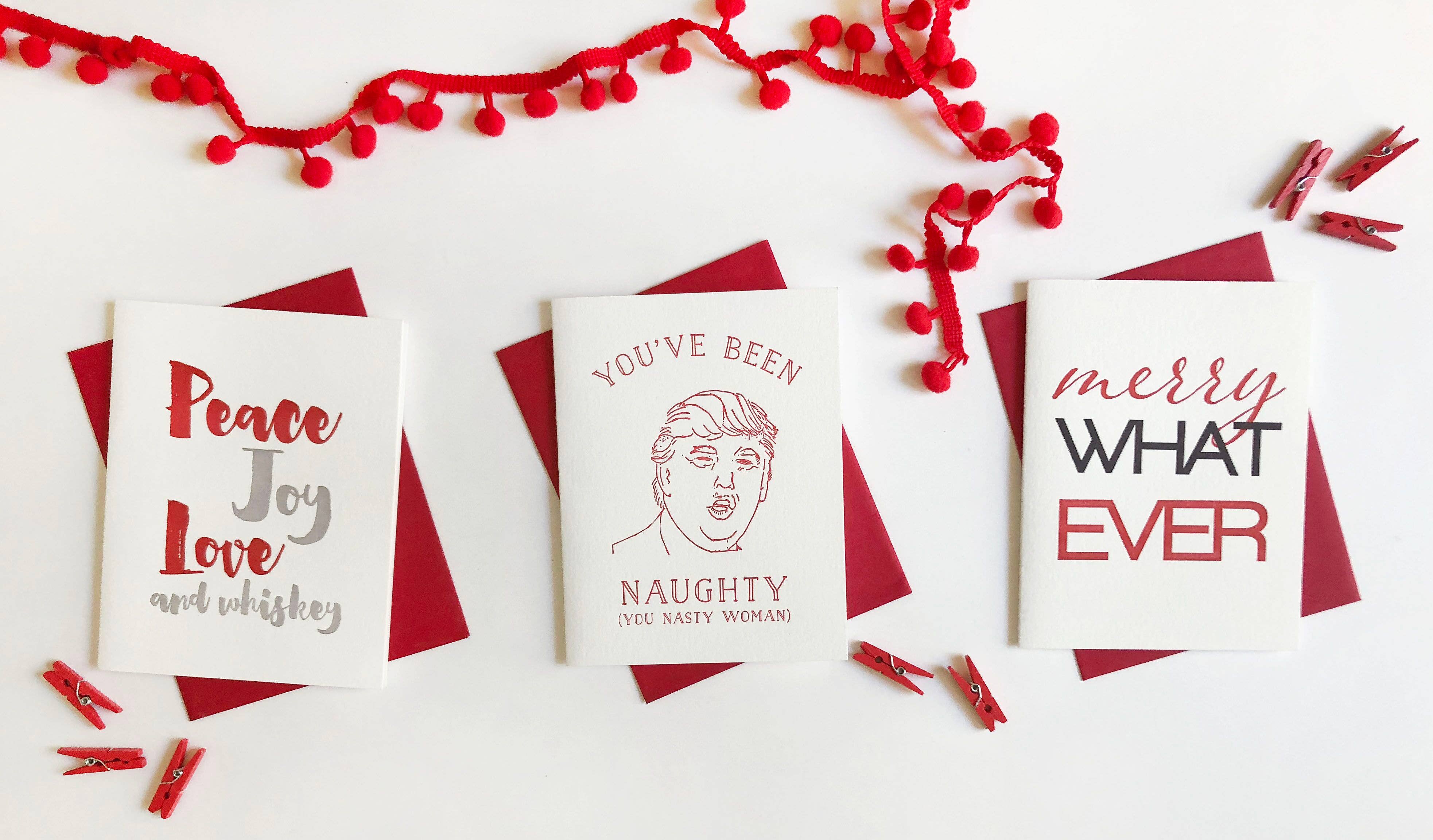 Steel Petal Press - Venta al por mayor Tarjetas de Navidad - Paz y Whisky - Divertida Tarjeta Navideña de Letterpress1