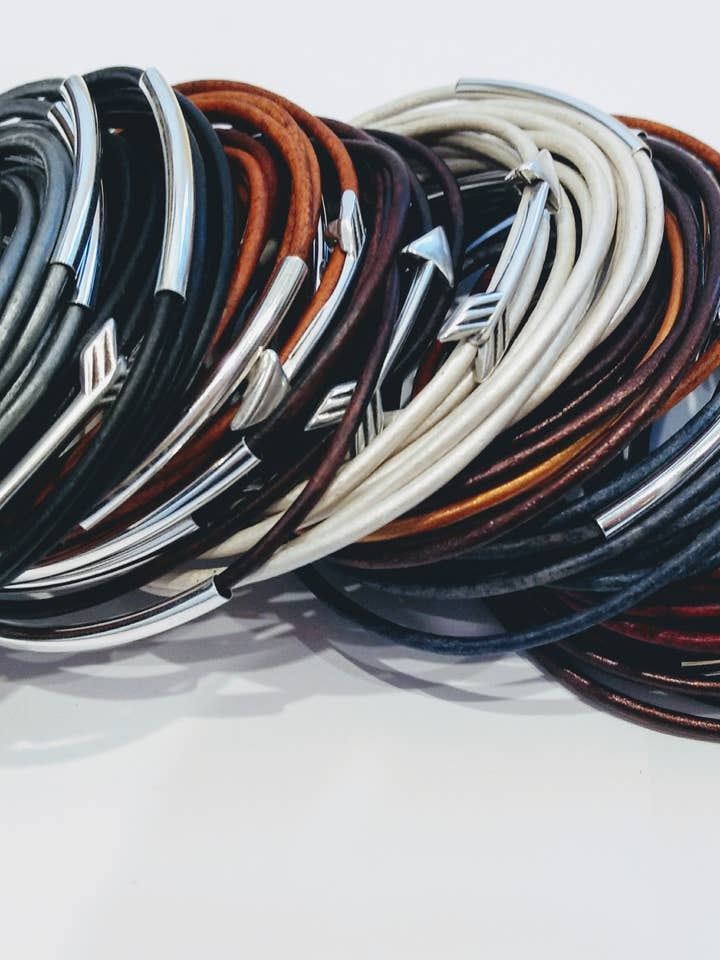 Sampler Pack of Original Wraps with Arrows (10pack) $10 each for wholesale by City Wraps Leather