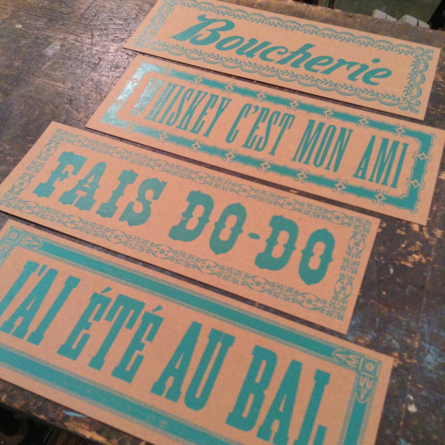 Pioneer House (formerly Yee-Haw) - Vente Pancarte - Enseigne en papier typographique Boucherie Cajun French Louisiana4