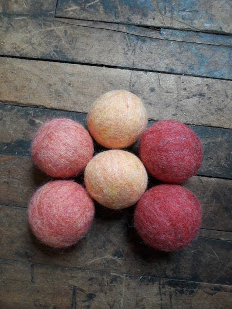 Bog Berry Dryer Balls - Wholesale Dryer Balls - Wildflowers assortment set of 6 wool dryer balls3