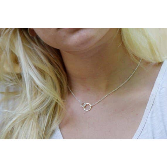 DesignbyGam – wholesale Hänge-/berlockhalsband – Silver förregling cirkel halsband1