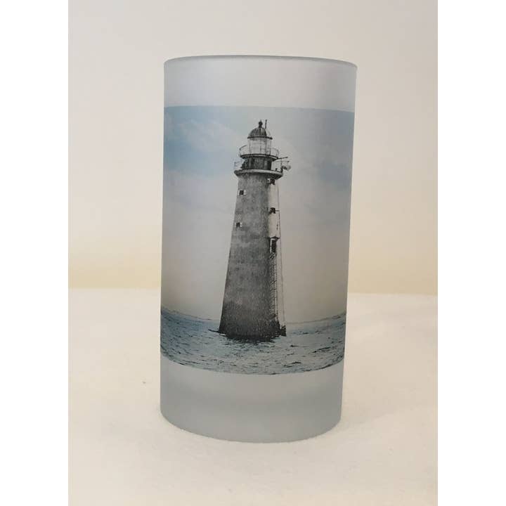 Becher von Minot's Light für den Großhandel von That Fabled Shore Home Decor