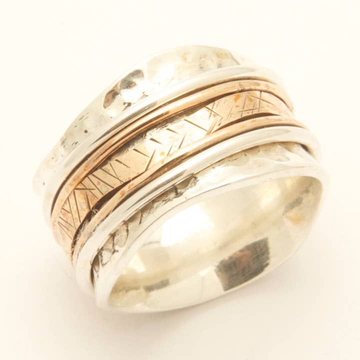 Spinning Ring - Bronze Wire with Cross Hatch Centre for wholesale by Tamara Kelly Designs