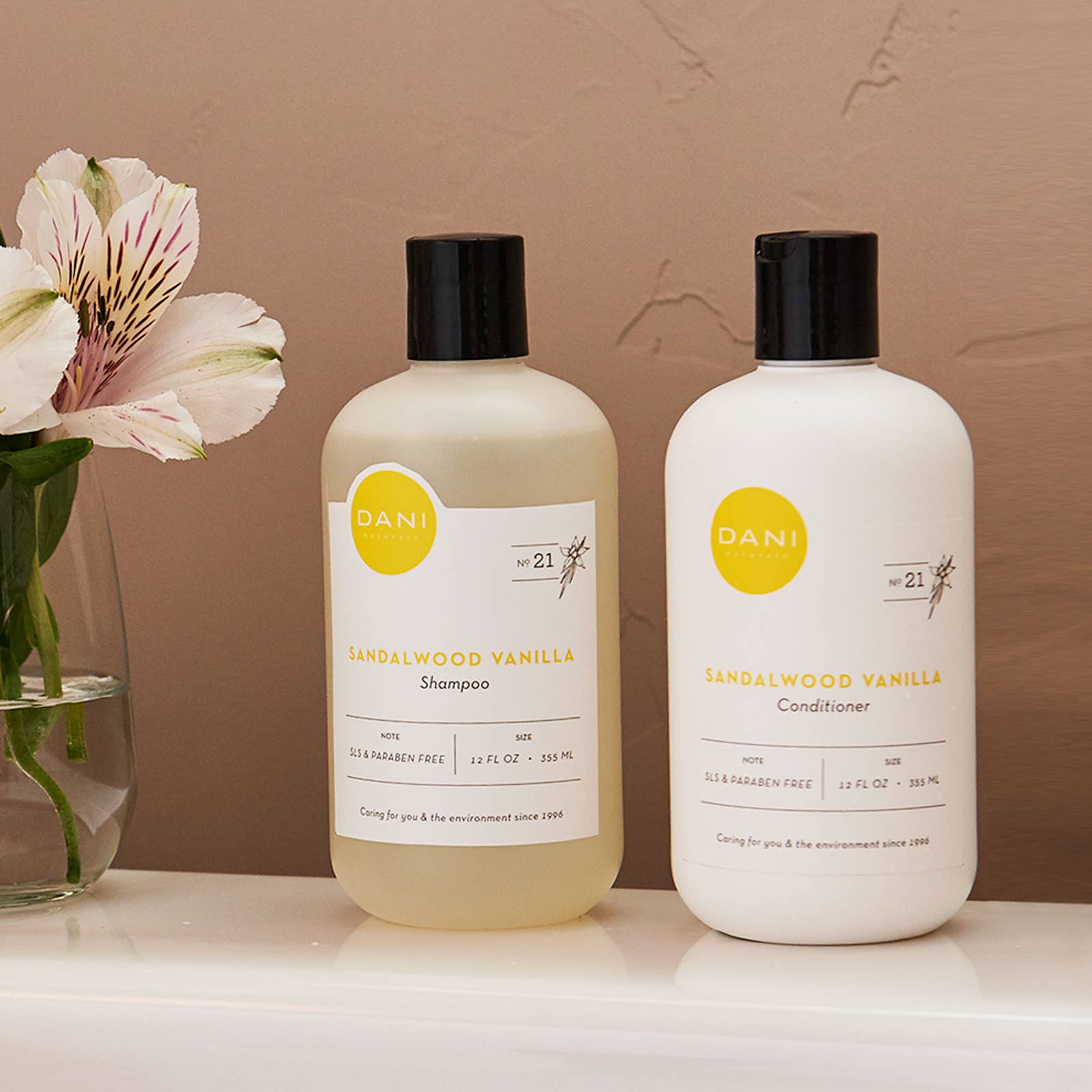 DANI Naturals - Wholesale Hair Shampoo - Sandalwood Vanilla Shampoo 12oz1