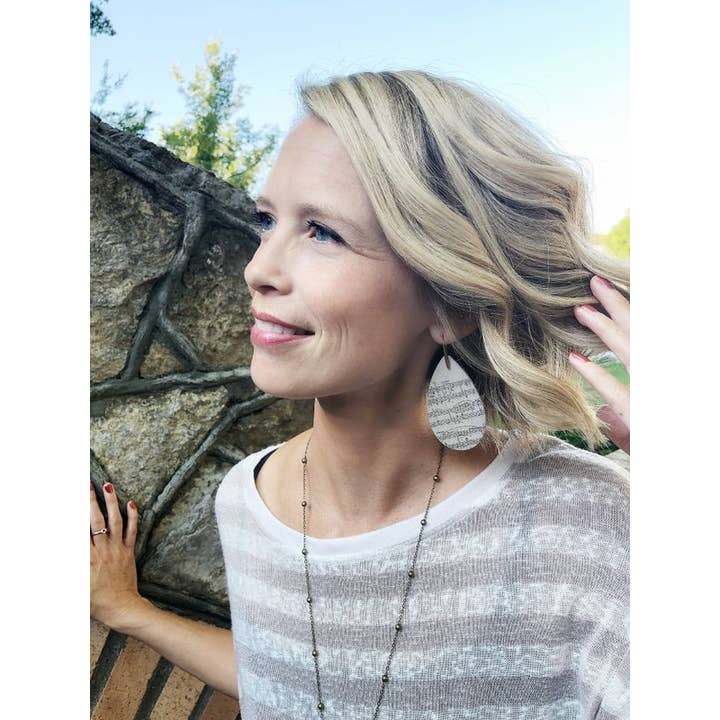 Fearless Memories Jewelry - Wholesale Dangle Earrings - Dessert Song Earrings - White Wash1