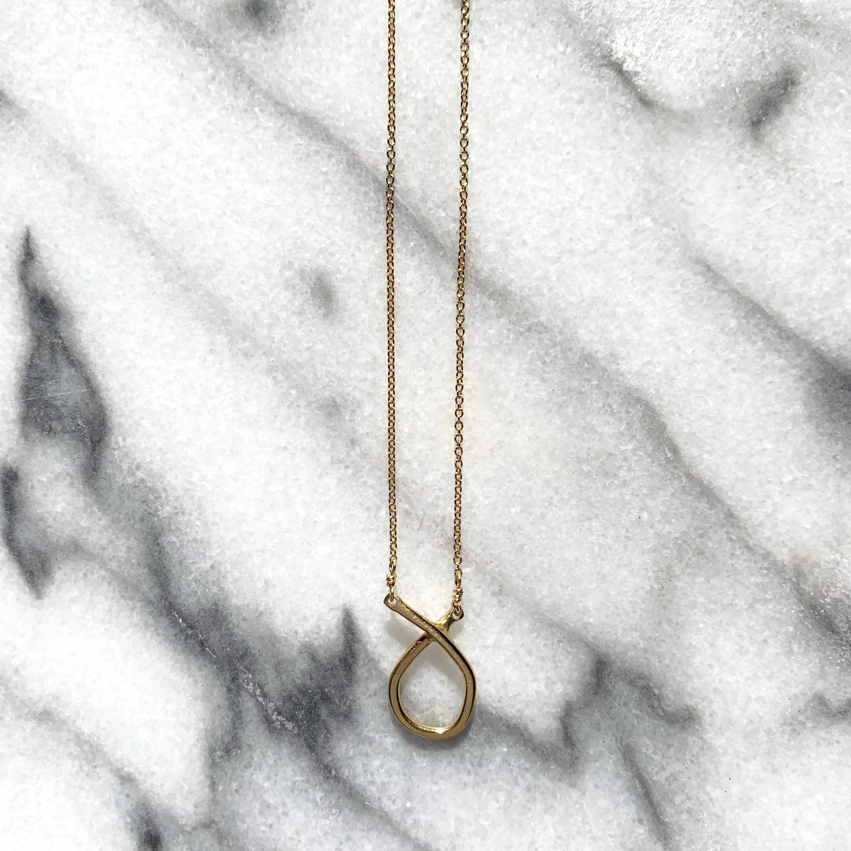 Goldeluxe Jewelry - Wholesale Pendant/Charm Necklace - Small Odyssey Necklace1