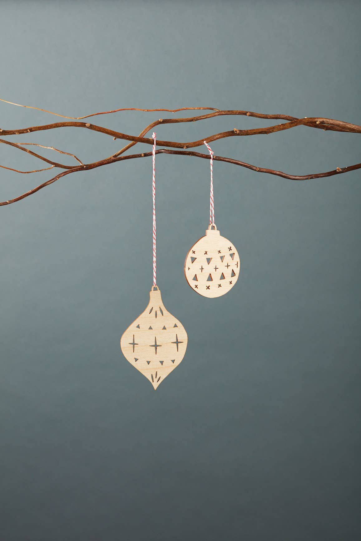 Light + Paper - Wholesale Ornament Set - Traditional Bauble Wooden Ornaments1