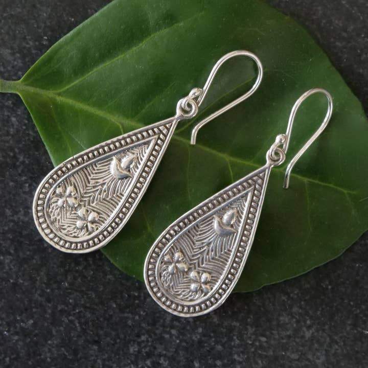 Orecchino a goccia inciso in argento sterling per la vendita all'ingrosso da parte di Baizaar