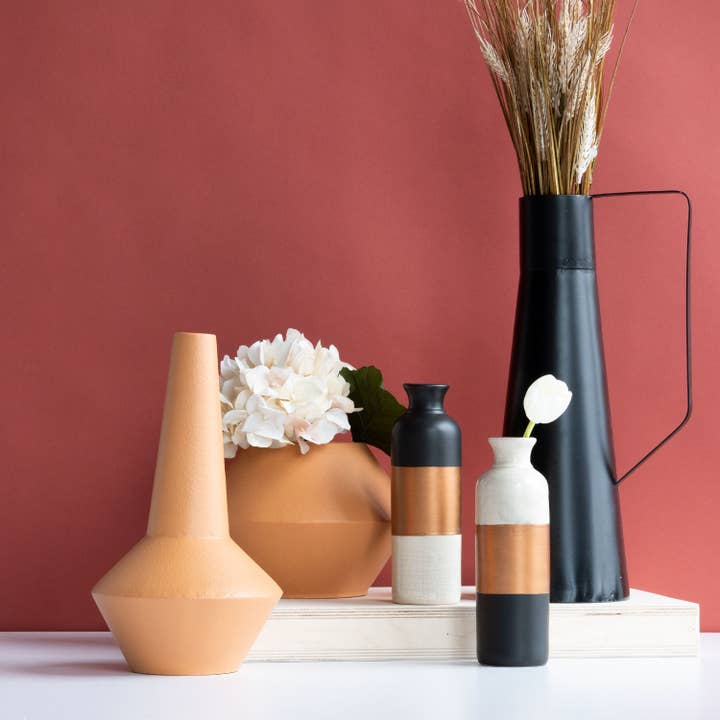 Foreside Home & Garden - Wholesale Vase - SALE - Zion Black Modern Farmhouse Metal Decorative Vase