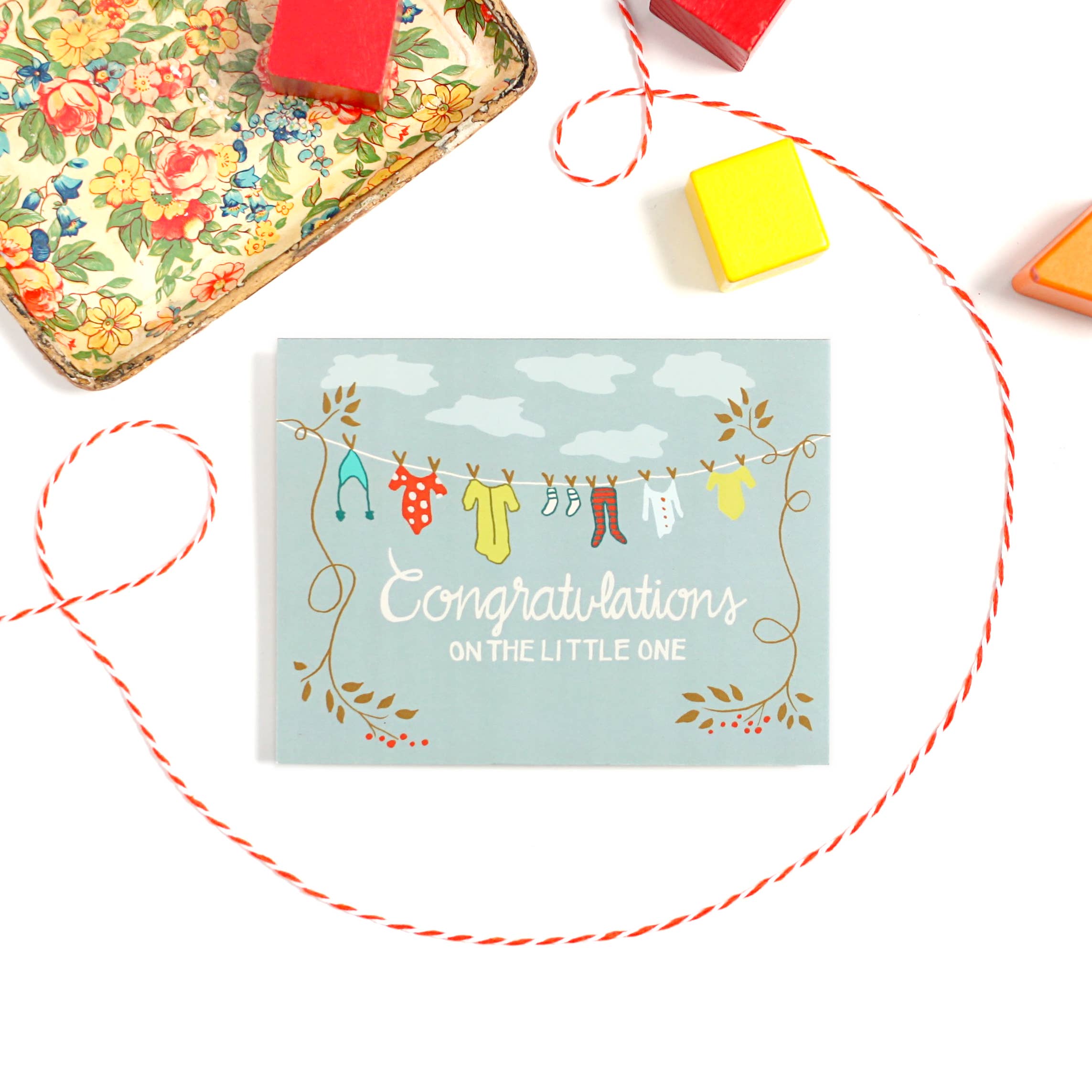 Peppercorn Paper – wholesale Gratulationskort – Grattis Klädstreck1