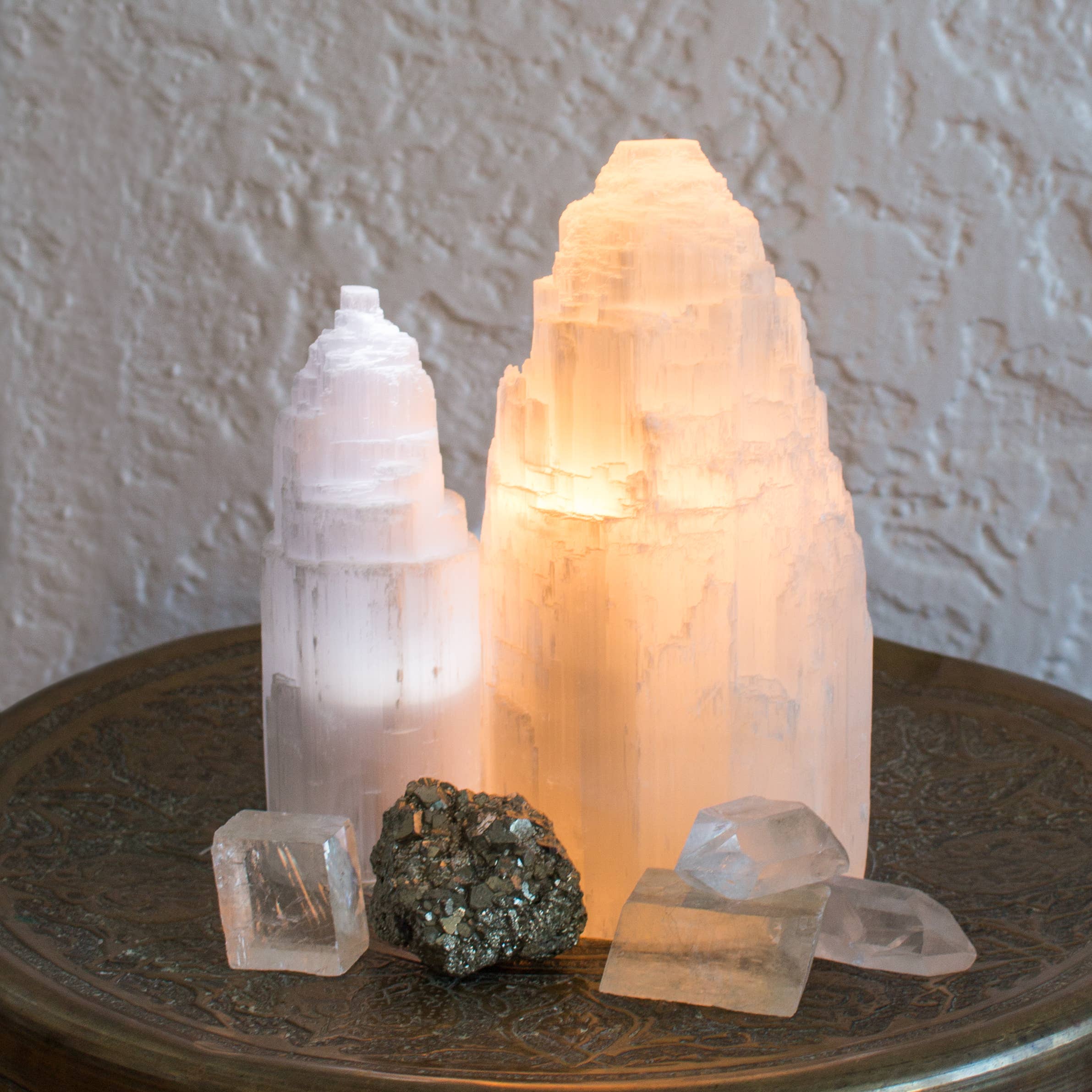 Hiouchi Jewels | Rose & Bolt Grateful Dead Jewelry - Wholesale Accent/Desk Lamp - Small Selenite Lamp1