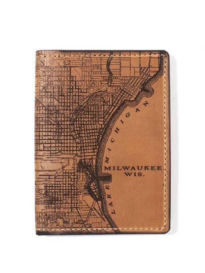 Milwaukee Map Portefeuille pour passeport pour la vente par Tactile Craftworks