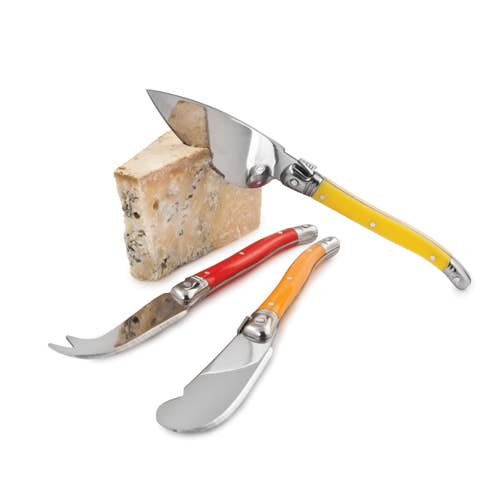 TRUE - Wholesale Cheese Spreader - Sunnyside 8" Pine Wood Cheese Board & Knives Set - Set of 4