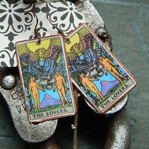 De Lovers Tarot øreringe for engroshandel hos Sarah Wood Studio
