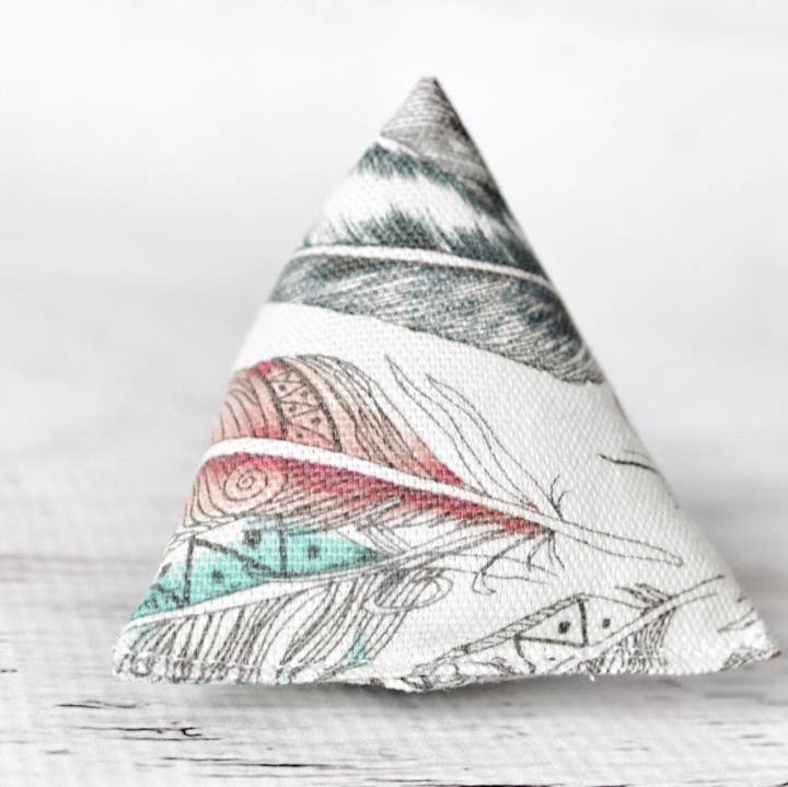 Pequenos brinquedos Geo por atacado de Playful Fox & Co.