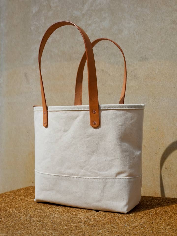 Simple Tote for wholesale by Koester