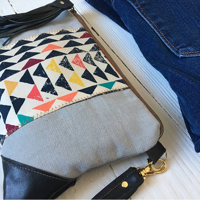 Melmax Design - Wholesale Wristlet - Gray Triangles Wristlet1