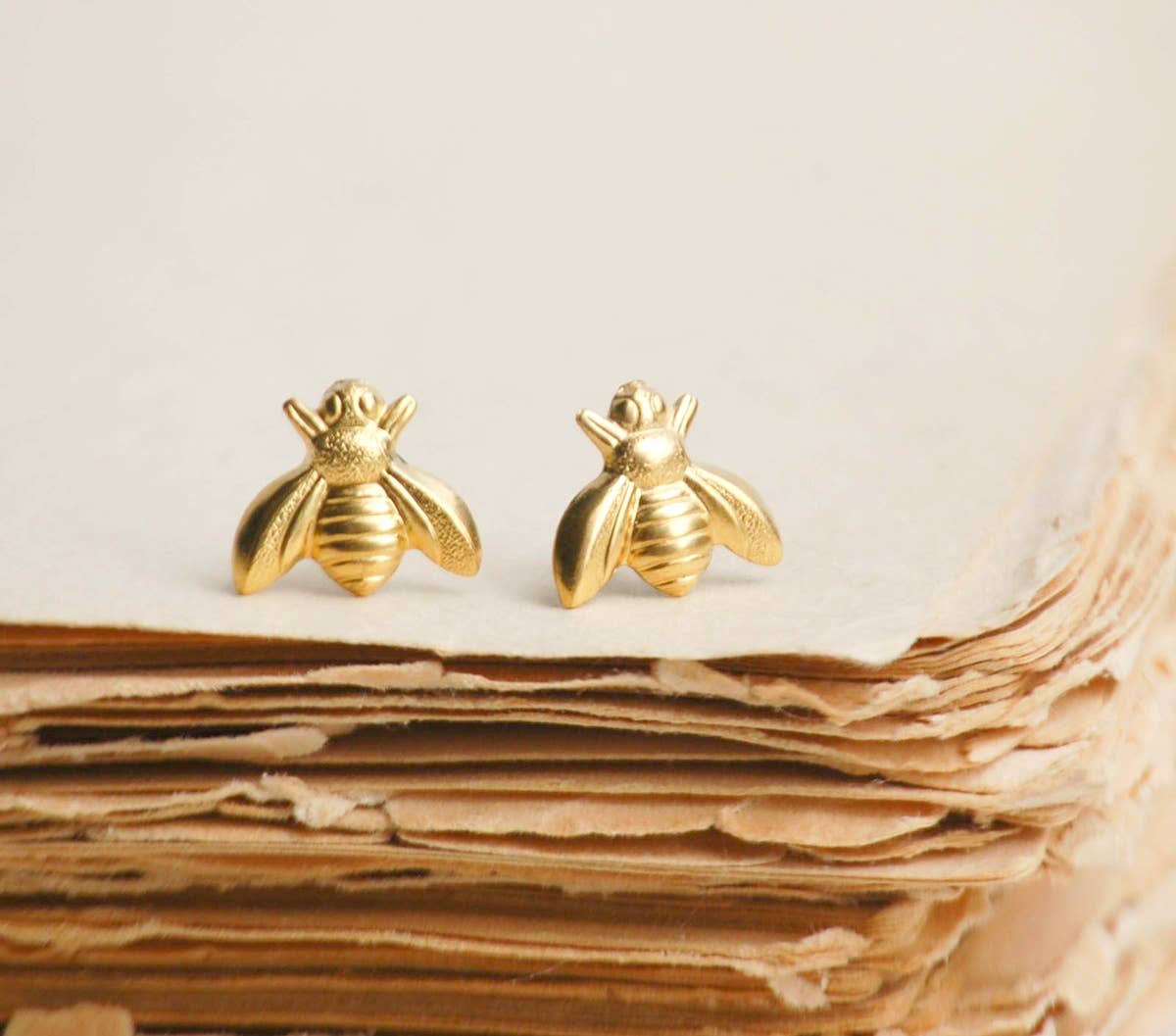 Red Truck Designs - Wholesale Stud/Post Earrings - Gold Bee Stud Earrings3