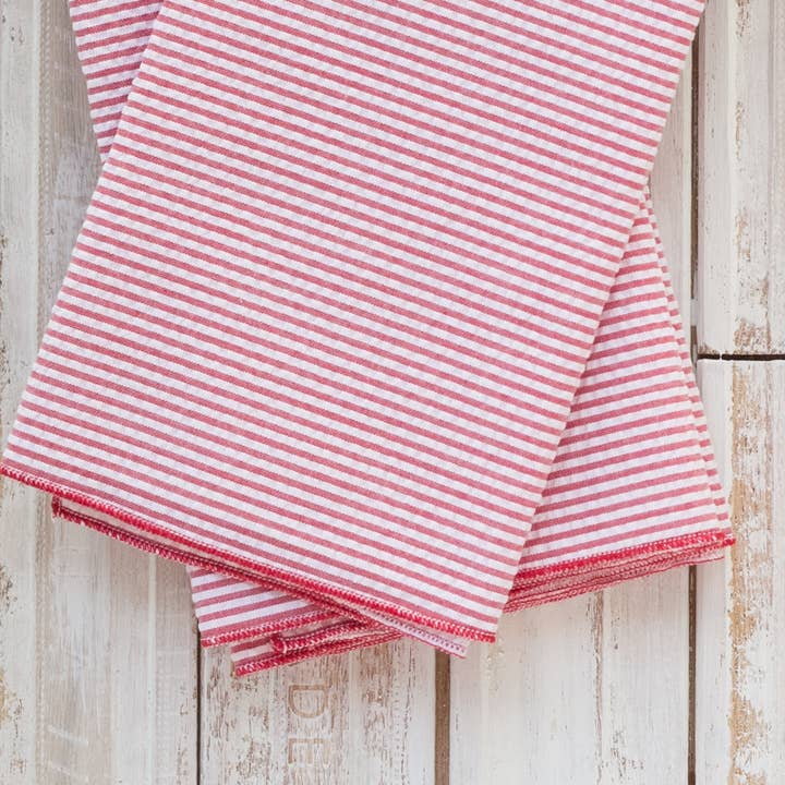 Dot and Army - Wholesale Dinner & cloth napkin - Seersucker Everyday Napkins, set of four1