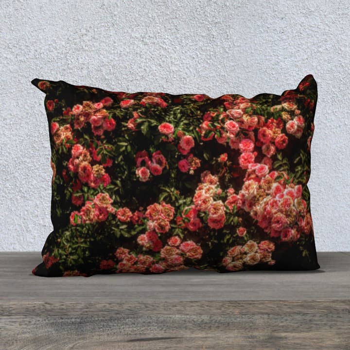 Menen Pictures Shop - Wholesale Throw Pillow Cover - "Rose Garden" Pillow Case II0