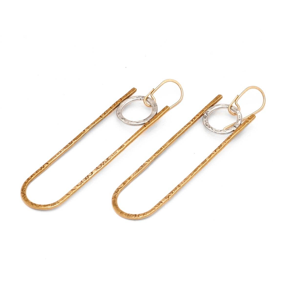 From The Reliquary – wholesale Hängande örhängen – Petra Örhängen i Mässing1