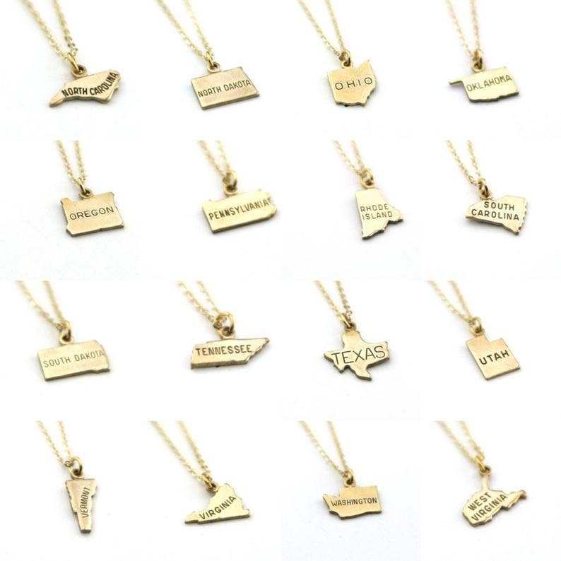 Peachtree Lane Co. - Wholesale Pendant/Charm Necklace - Iowa - State Name Necklace5