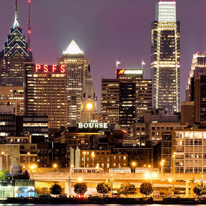 76 „x 24" Philadelphia Skyline lærred vægkunst for engroshandel hos HolyCowCanvas