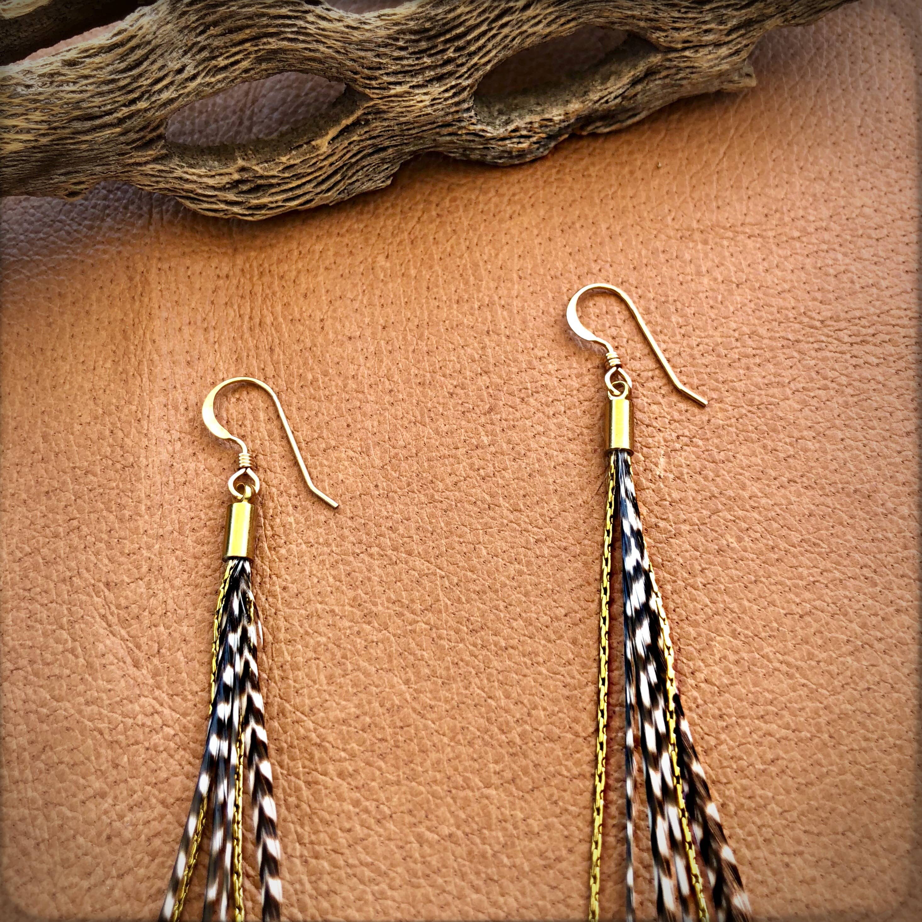 ASTALI – wholesale Dangle earrings – Mini Feather Earrings - Grizzly/Gold, Boho Western Earrings7