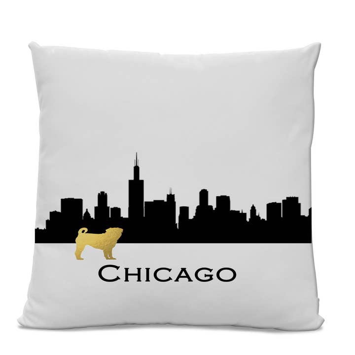 Chicago Skyline Carlin Coussin en polyester filé 26" X 26" pour la vente par Sophisticated Pup