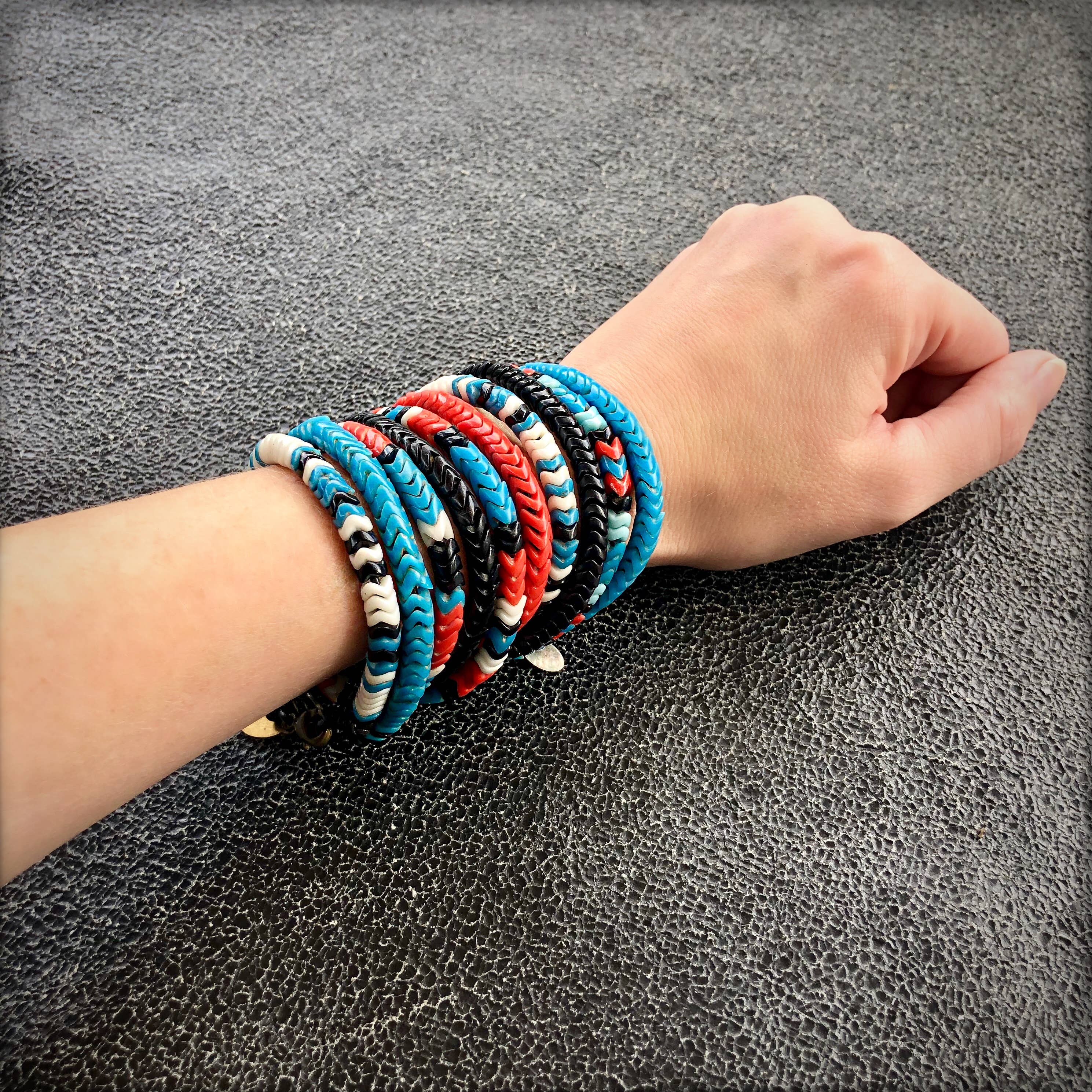 ASTALI - Vendita all'ingrosso Bracciale con perline - Bracciale in vetro Snake a perline Chevron modello Thunderbird7