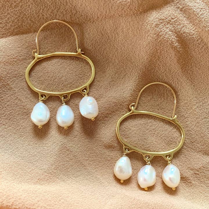 Penelope Hoop Earrings with White Pearls for wholesale by Goldeluxe Jewelry