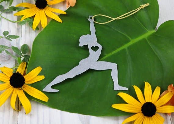 Iron Maid Art - Vendita all'ingrosso Decorazione - Yoga Guerriero Un Metallo Regalo di Natale Regalo Di Natale1