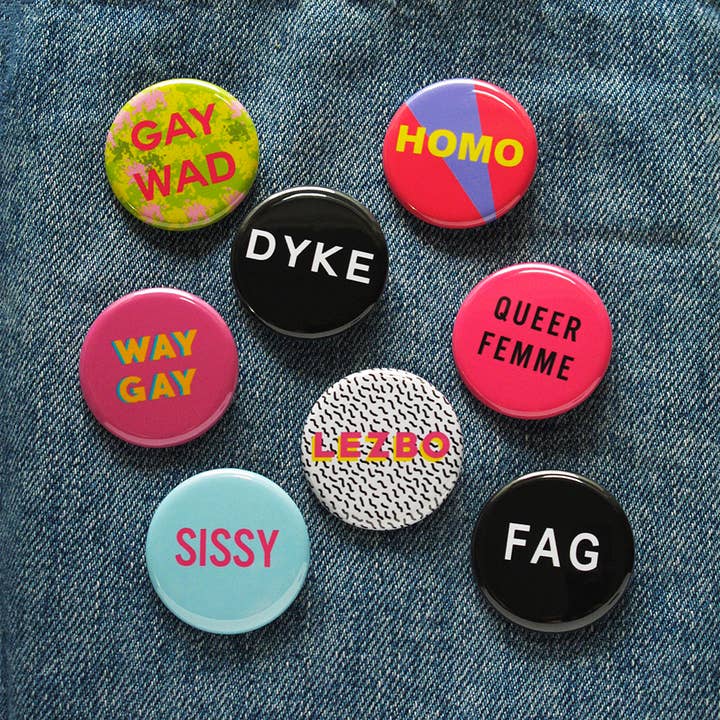 Word For Word Factory – wholesale Nål och knapp för kavajslag – VÄG GAY Pin 1,25" Piback-knapp Queer Gåva Pride Pin4
