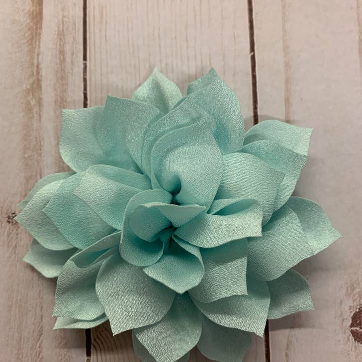 Rachel's Ribbons - Wholesale Hair Clip - Kids - Lily Flower Clip - Large11