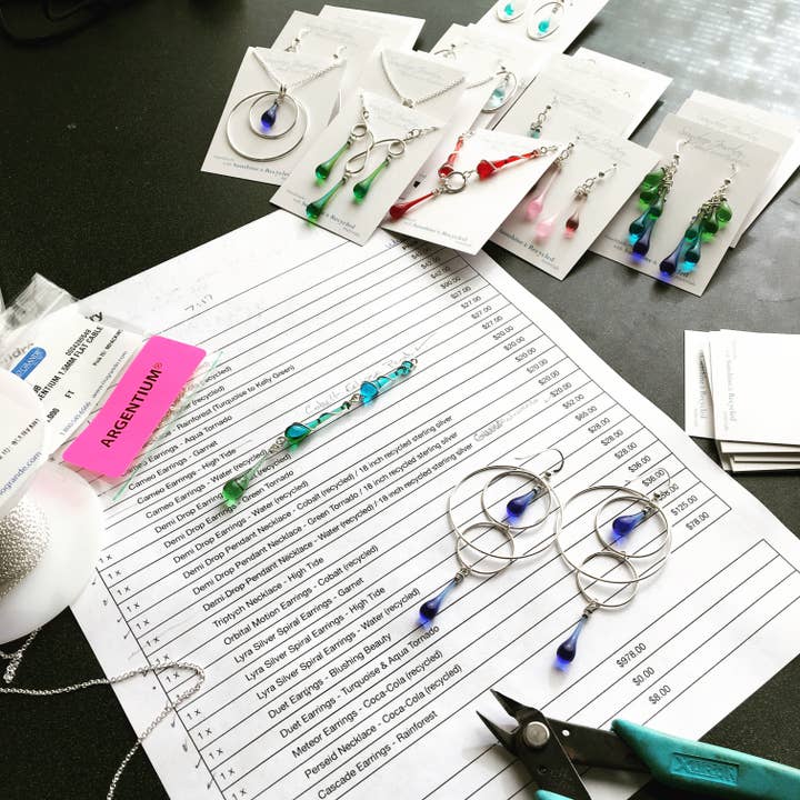 Sundrop Jewelry - Wholesale Dangle Earrings - Laceleaf Glass and Silver Earrings8