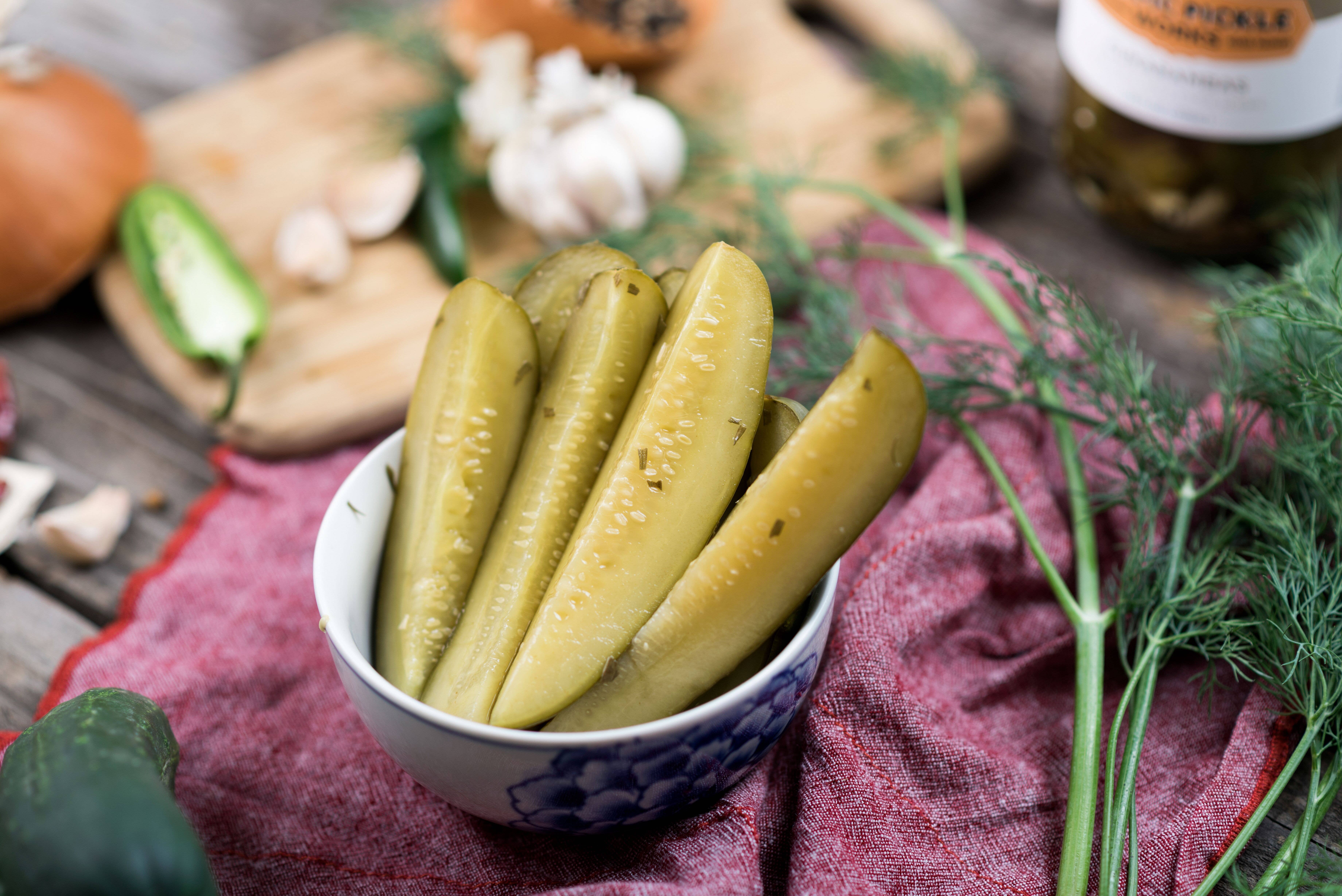 Pacific Pickle Works - Wholesale Pickled Vegetables - ¡Ay Cukarambas! Spicy Garlic Dill Pickles3