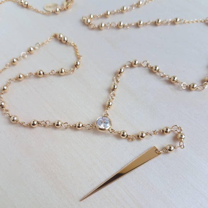 Mini Gold Rosenkranz Lariat für den Großhandel von MissElenious Jewelry