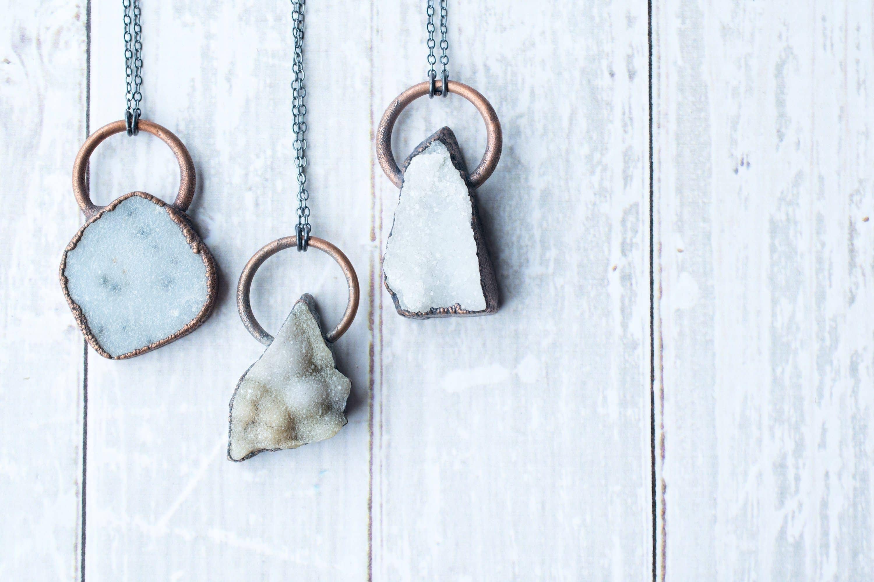 HAWKHOUSE – Colar pingente/pendente por atacado – Colar Druzy Undyed