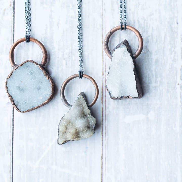 HAWKHOUSE - Wholesale Pendant/Charm Necklace - Undyed Druzy Necklace0